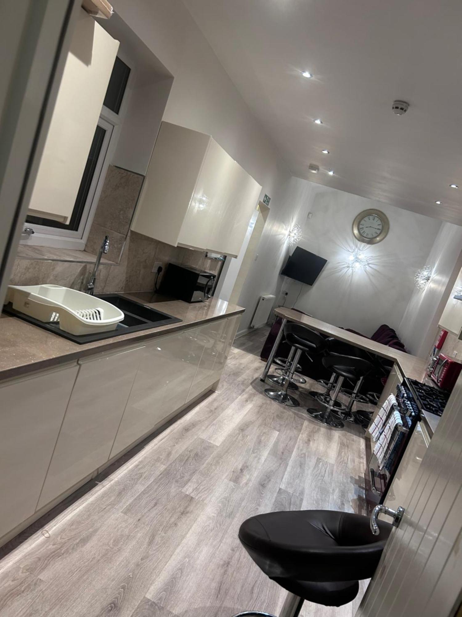 Seafords Guest House Stoke-on-Trent 外观 照片
