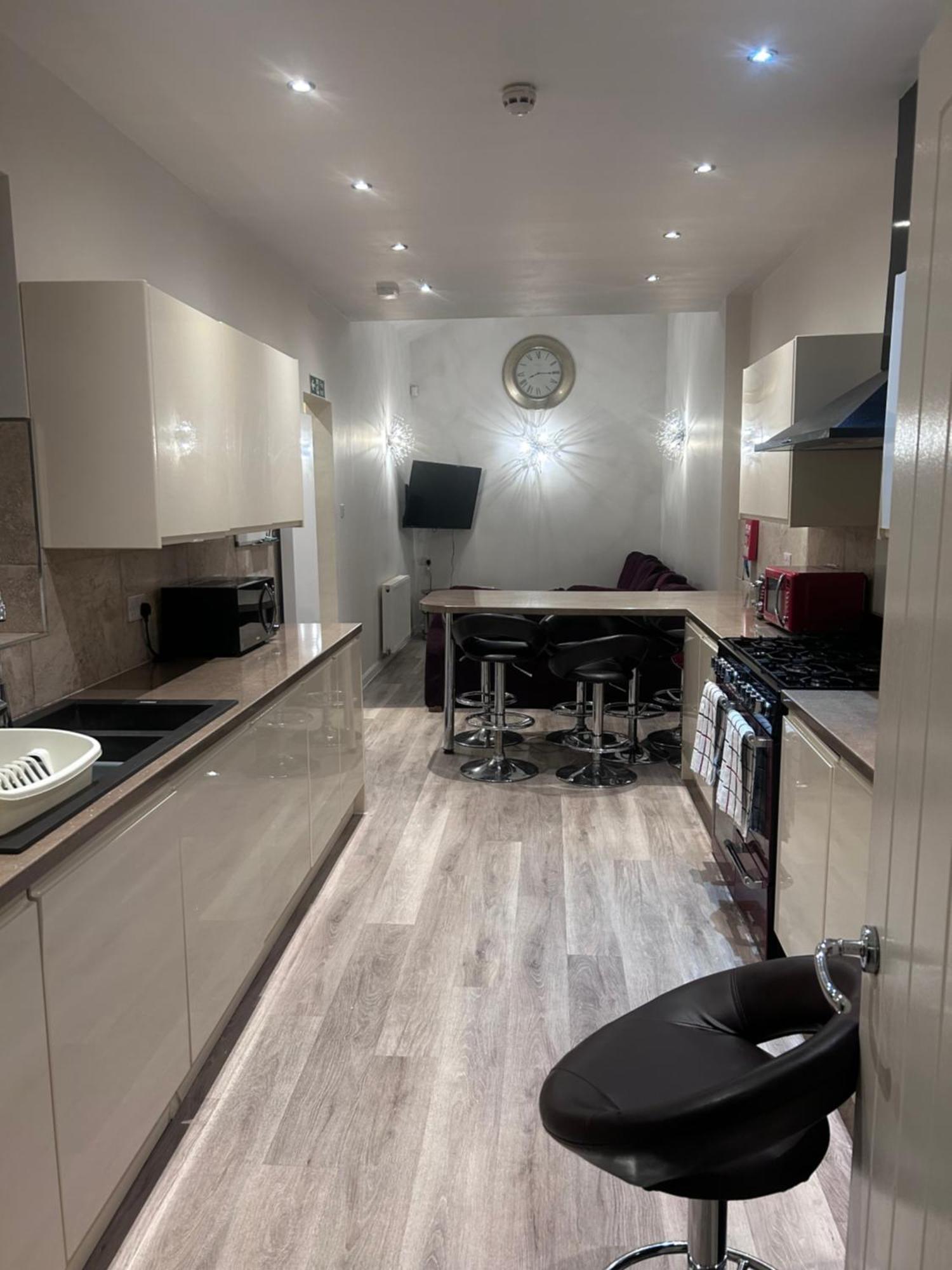 Seafords Guest House Stoke-on-Trent 外观 照片