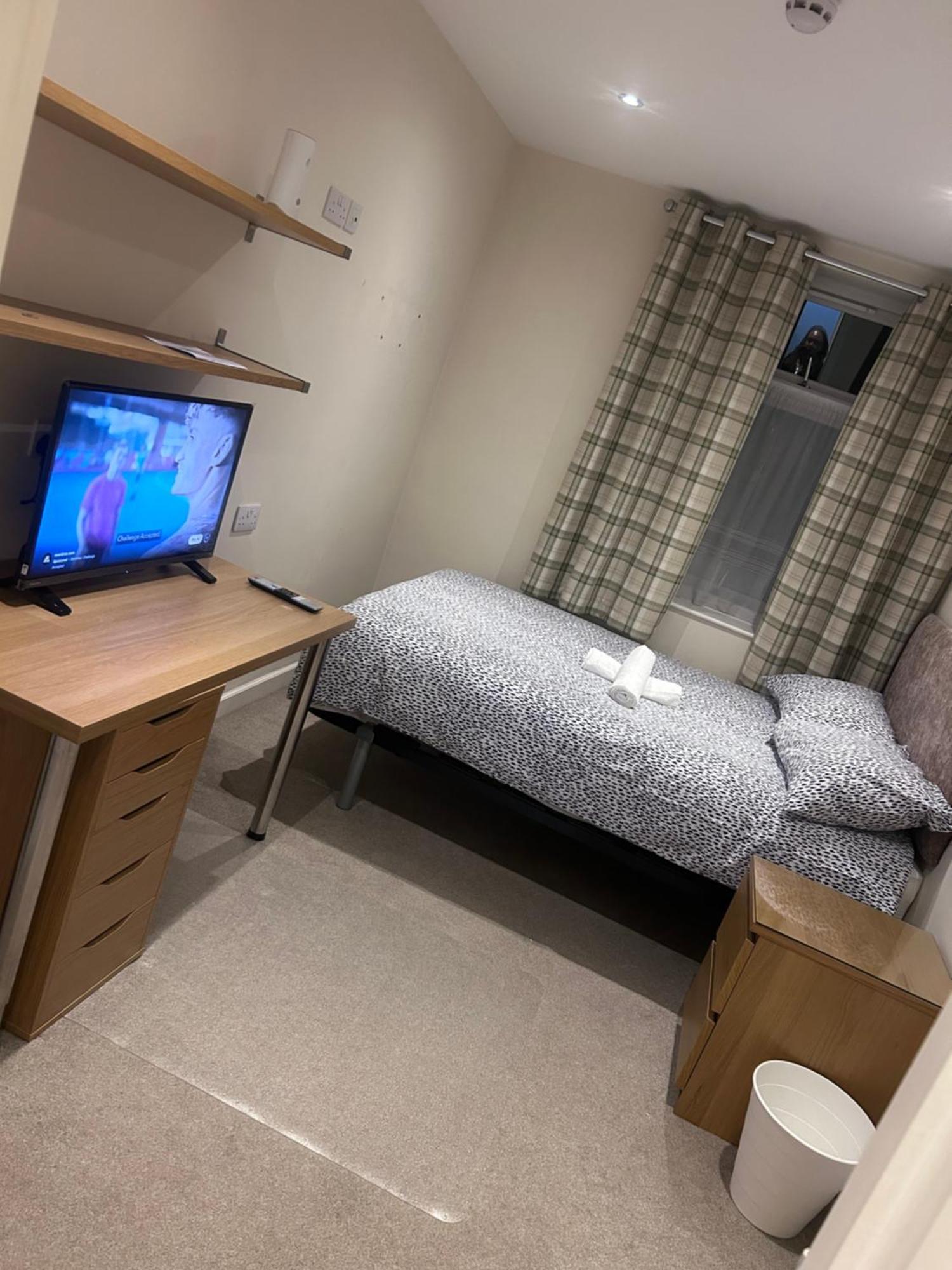 Seafords Guest House Stoke-on-Trent 外观 照片
