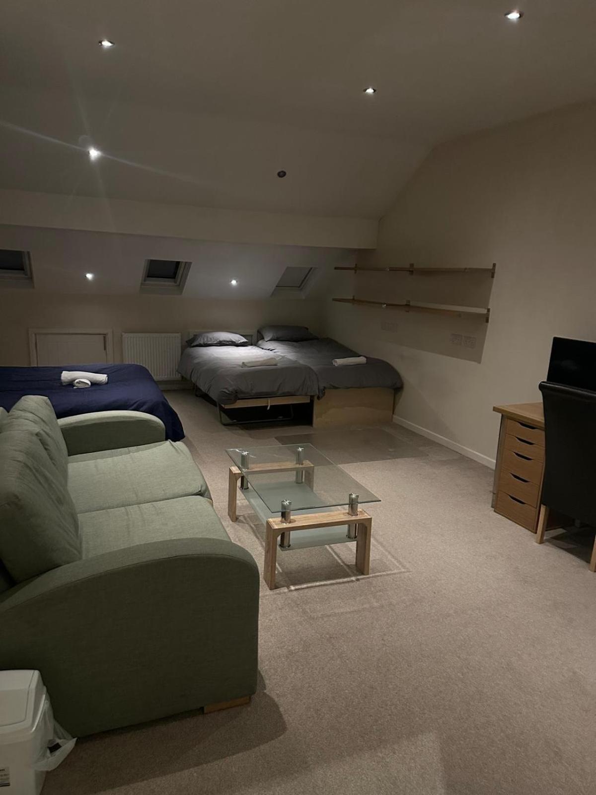 Seafords Guest House Stoke-on-Trent 外观 照片