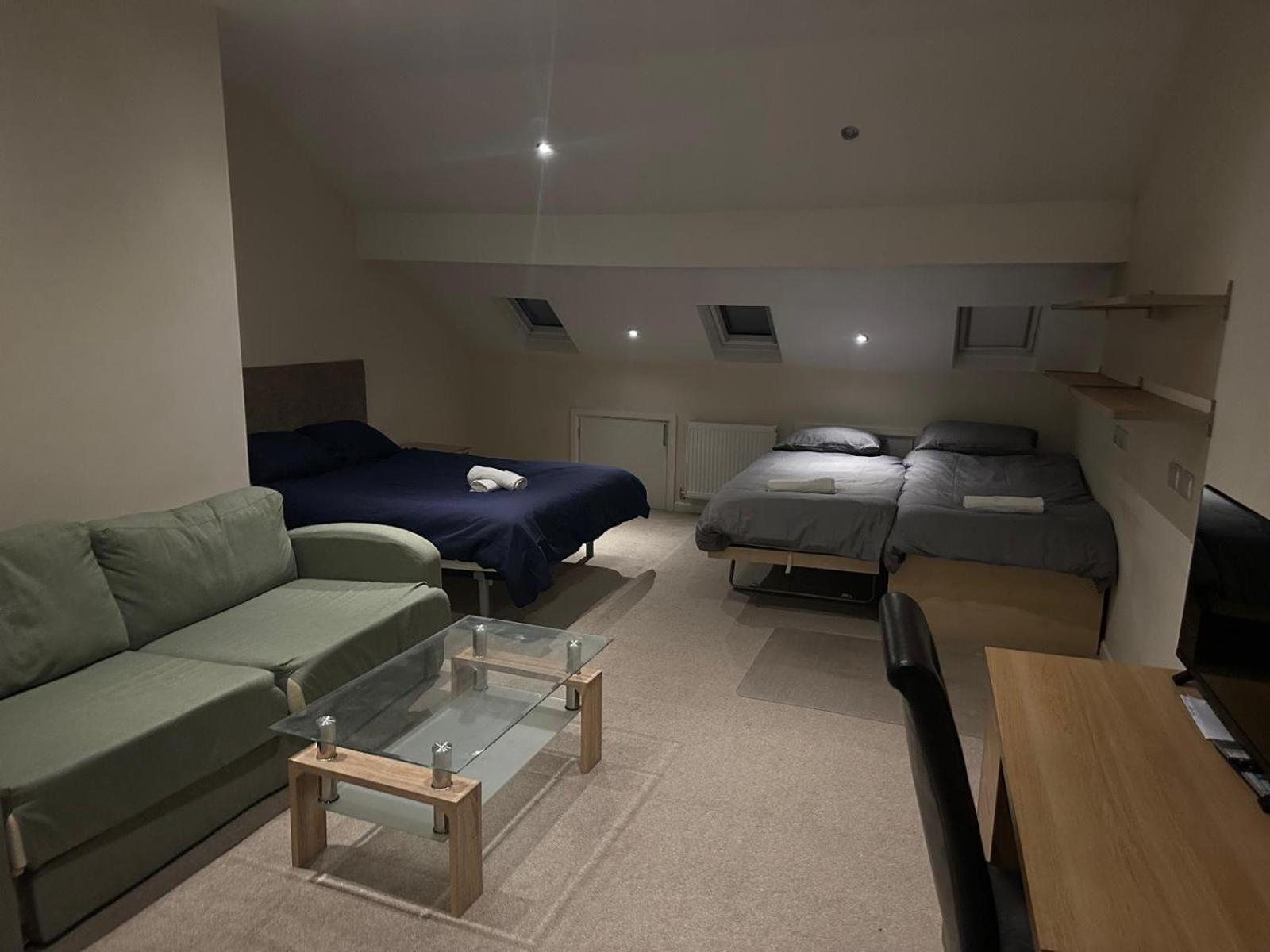 Seafords Guest House Stoke-on-Trent 外观 照片